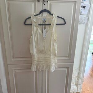 currrent air white top